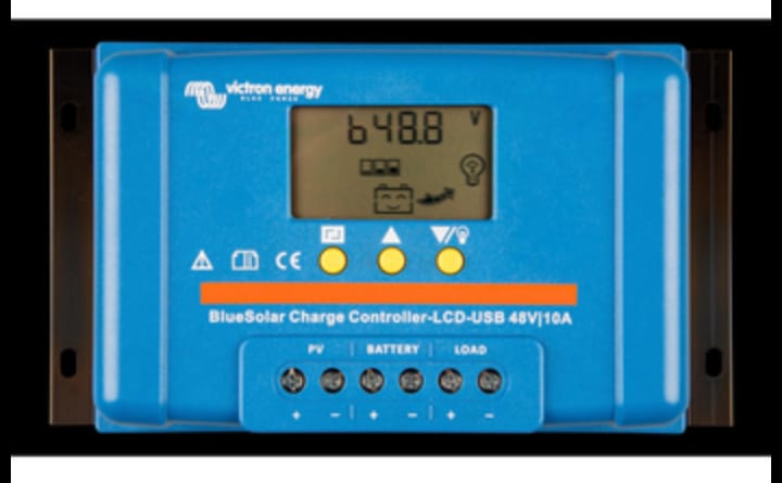 Victron Blue Solar PWM LCD & USB 12/24 20A Charge Controller